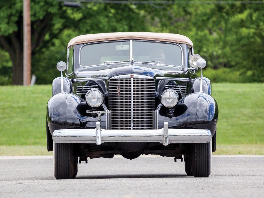 Cadillac Series 75 V8 Convertible Sedan by Fleetwood 1938 года  (фото 3 из 4)